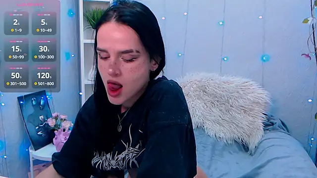 Holygirl  online show from November 12, 1:58 am