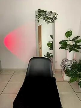 meli ortiz  online show from December 19, 3:37 pm