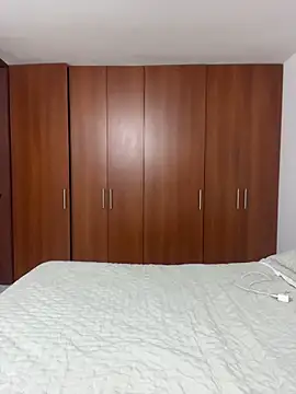 eileensophi online show from January 6, 2:15 am