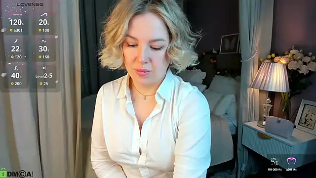 Nikki Kai online show from September 18, 12:31 am