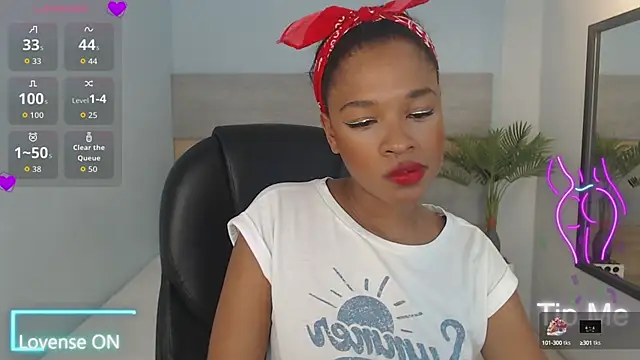 brendathompson  online show from October 15, 3:20 am