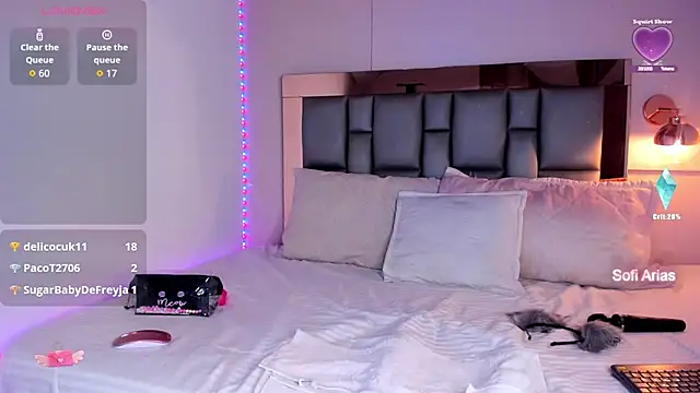 SofiArias online show from November 27, 9:50 pm