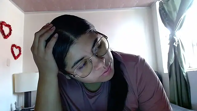 viccky vick online show from October 8, 8:35 pm