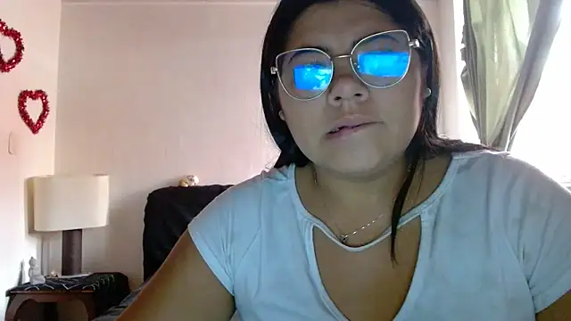 viccky vick online show from September 16, 9:45 pm