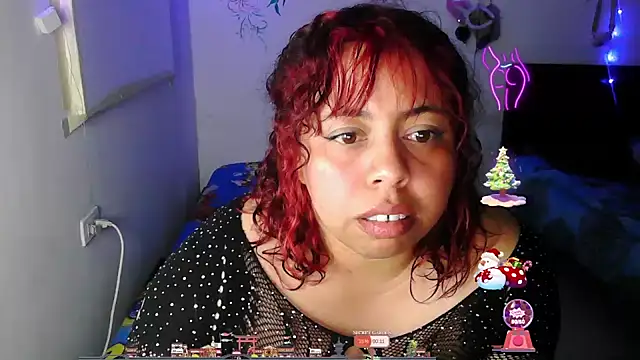 alexandraluv online show from December 18, 1:32 am