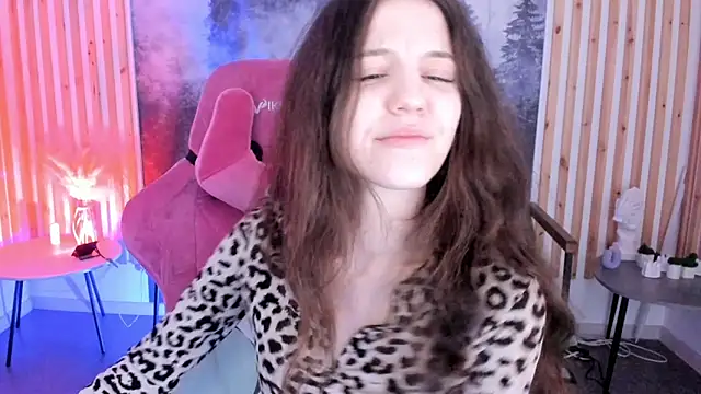 MilaStoyne online show from December 22, 6:49 am