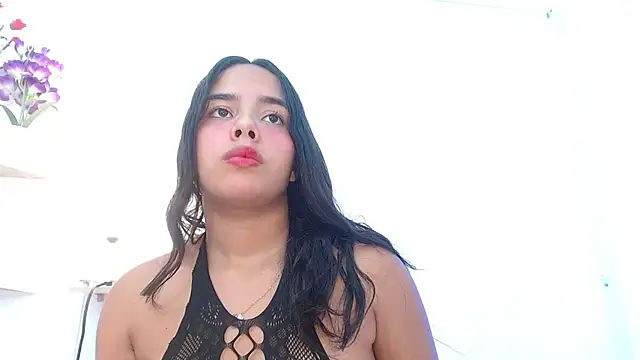 Roxy Stonee online show from October 2, 7:52 pm