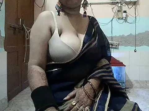 Snapshot of YOUR_RAHI48 chatting on October 17, 5:16 pm YOUR RAHI48 online show from October 17, 5:16 pm