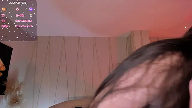 BeccaBaxter online show from October 18, 8:10 pm