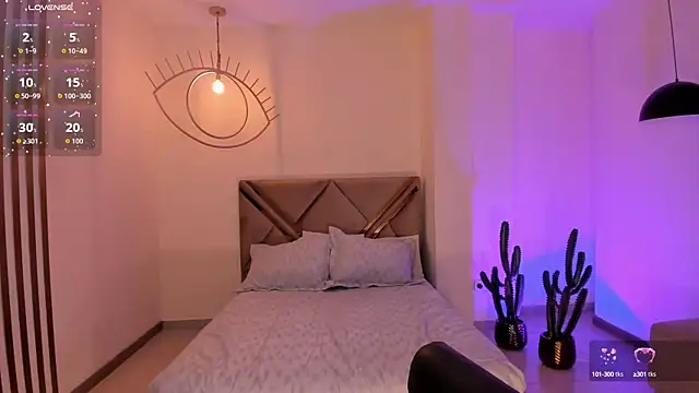 BeccaBaxter online show from September 12, 8:16 pm