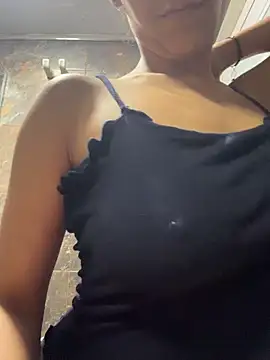 vicky bass online show from November 18, 2:01 am