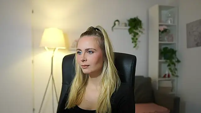 catecrago  online show from September 25, 8:24 am