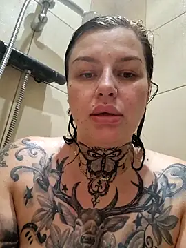 CannabisQueenn online show from September 16, 7:55 pm