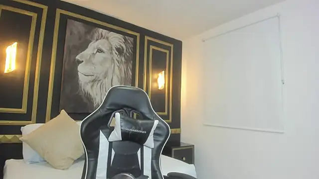 tiffanny doll  online show from February 27, 12:38 pm