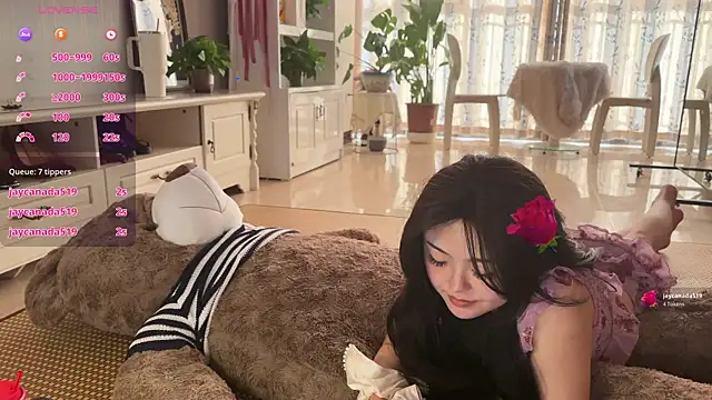 nanaliu6 online show from November 17, 8:37 am