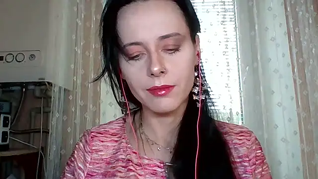LuminousLady online show from September 19, 2:27 pm