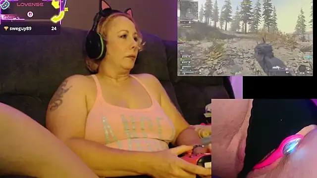 Trixiekittycutie online show from October 4, 12:49 am