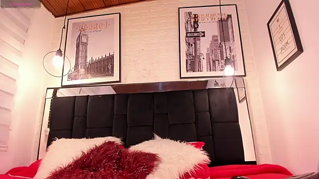 tylla  online show from November 25, 4:14 am