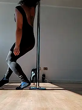 Snapshot of MaiPandora chatting on September 27, 7:54 pm MaiPandora online show from September 27, 7:54 pm