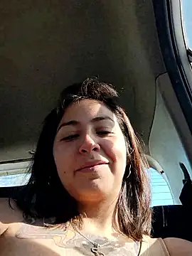 Snapshot of MaiPandora chatting on October 6, 8:13 pm MaiPandora online show from October 6, 8:13 pm