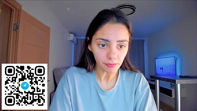 EmiliaZen online show from November 18, 11:55 am