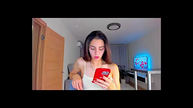 EmiliaZen online show from November 6, 7:42 pm