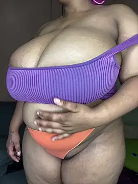 NonoGotBoobies online show from September 24, 1:48 am