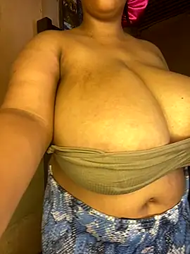 NonoGotBoobies online show from November 13, 7:07 am