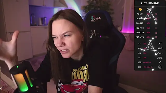 alexa feels  online show from November 9, 4:14 pm