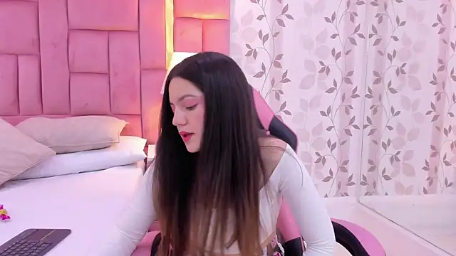 ArianaFranco online show from November 6, 2:56 pm