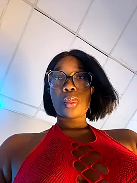 Snapshot of Black_girl3 chatting on October 22, 11:26 am Black girl3 online show from October 22, 11:26 am
