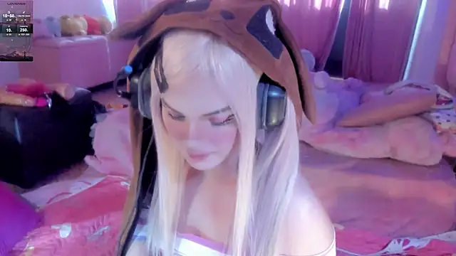 Angelica Reborn online show from October 25, 8:15 pm