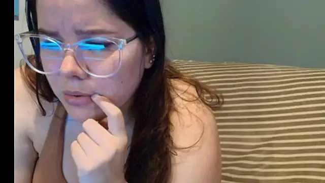 loqurasxxx online show from February 6, 12:47 am