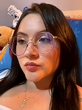 Snapshot of ValentinaOrtiz3 chatting on October 23, 12:38 am ValentinaOrtiz3 online show from October 23, 12:38 am