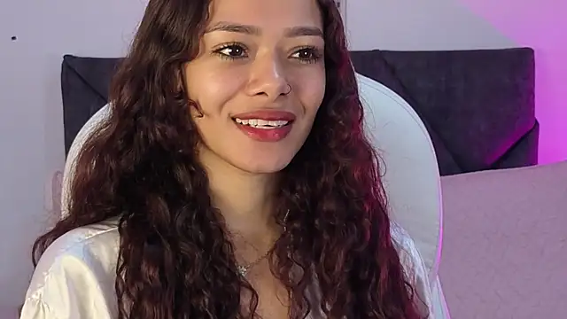 sara sharma  online show from November 6, 2:45 pm