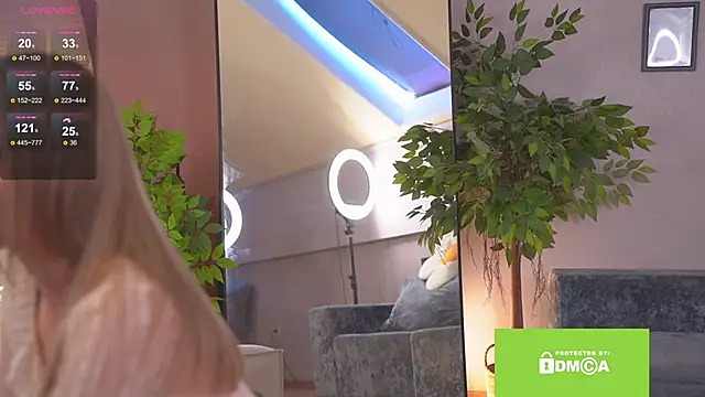  Spring Day  online show from September 17, 8:01 am