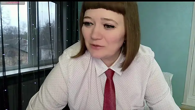 LizaMilfa online show from November 15, 9:43 am