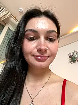 lunalovelee online show from December 4, 3:13 pm