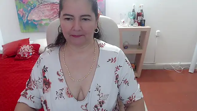 leonela 69 online show from February 18, 1:27 am