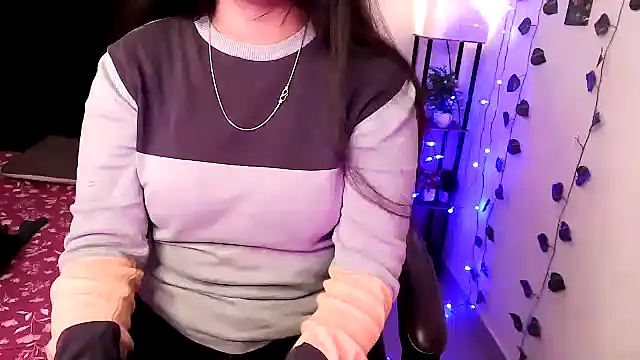 megancatluna online show from January 15, 5:57 am