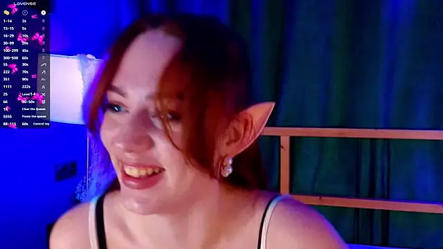 StacyWatts online show from October 25, 8:48 pm