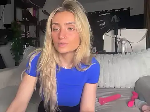 meggsworld online show from January 9, 6:23 pm