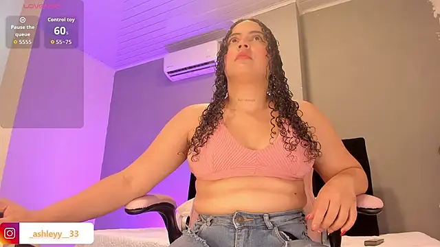  Ashley 33 online show from November 24, 8:11 pm