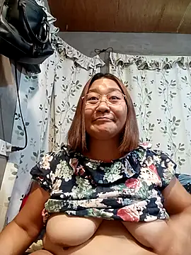 hotchubby88 online show from October 23, 2:06 am