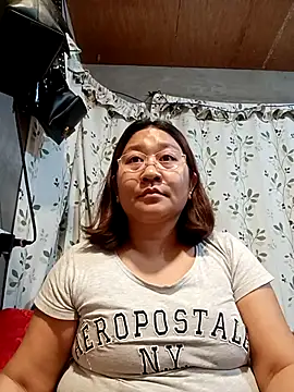 hotchubby88 online show from December 14, 8:31 am