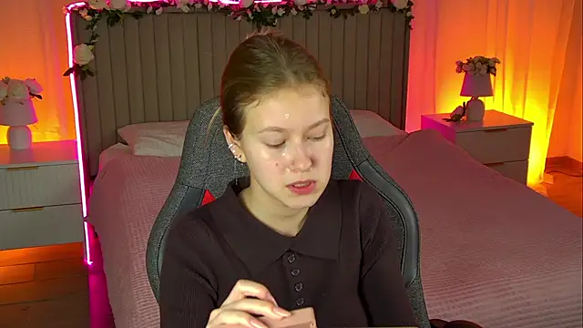 EveMundie online show from October 29, 12:20 pm