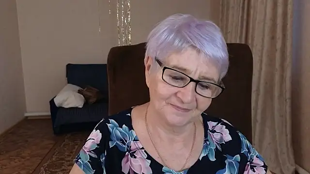 Sandra Snowflake online show from January 9, 12:53 pm