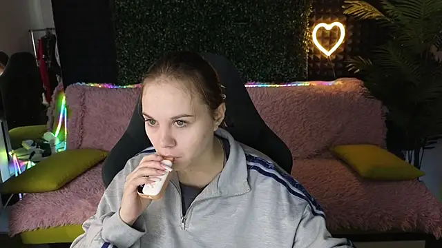 Dyna bae online show from September 14, 1:47 am