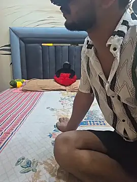 RealcoupleP online show from February 11, 5:14 pm