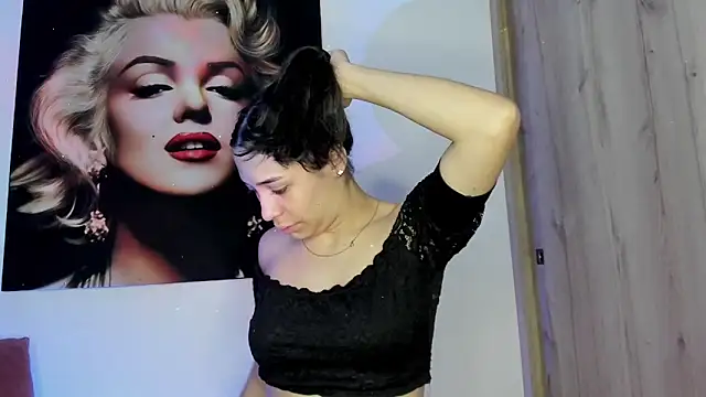 TANIA 06 online show from October 16, 1:14 pm